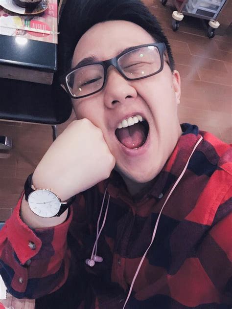 Trung Qu N Idol B C X C V B T L Nh Nude Tr N Di N N Gay