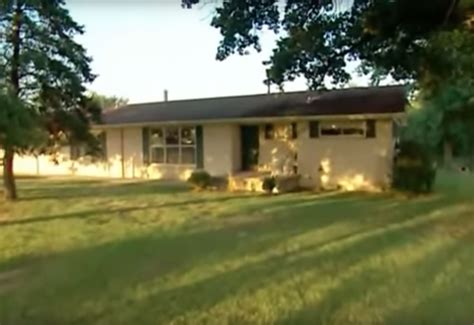 Duggar House Tour: Inside All the Homes Owned by the Duggars