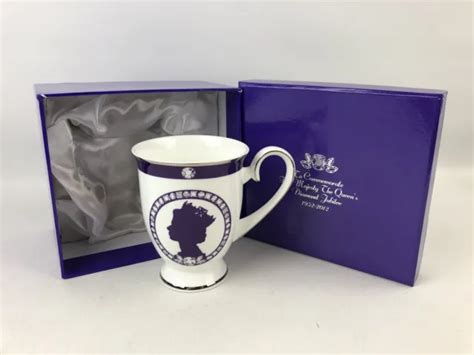 QUEEN ELIZABETH II Diamond Jubilee Commemorative Mug 1952 2012 Boxed