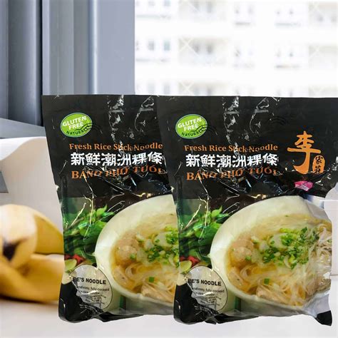 FRESH RICE NOODLES | 3-PACK | PHO NOODLES | VEGAN | GLUTEN FREE | 3 LBS – Vegan Gwailo