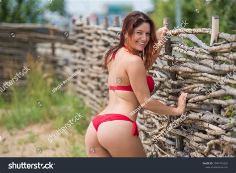 Sexy Back Beautiful Woman Bikini Stock Photo 1047415225 Shutterstock