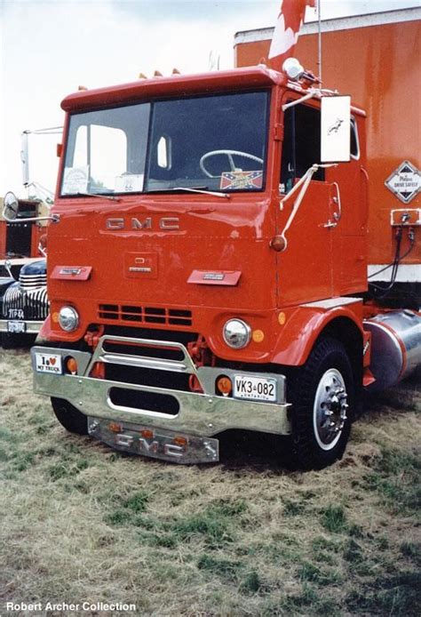 A Nicely Restored GMC With A Sleeper COE Cracker Box Trucks Classic