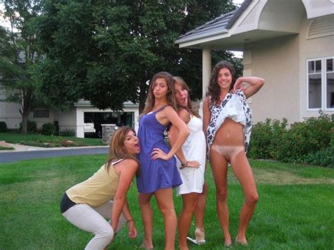 Upskirt Pussy Flashing