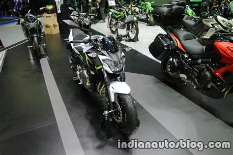 Naked bike tầm trung Kawasaki Z650 2017 cập bến Đông Nam Á