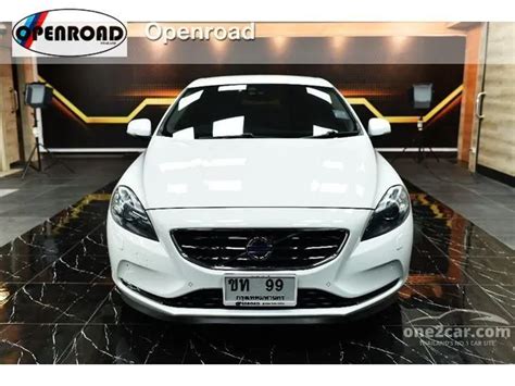 ค้นหารถ Volvo V40 จากปี 2014 ถึงปี 2014 มือสอง ราคาถูกที่สุดในตลาดรถมือสองทั่วประเทศ One2car