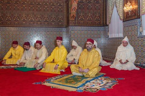 Le Roi Mohammed VI commémore Laylat Al Qadr bénie à la Mosquée Hassan II