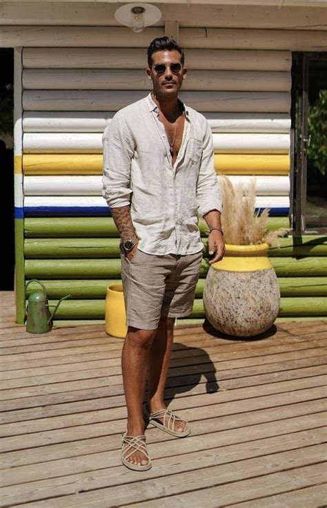 men holiday outfit 11