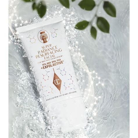 Exfoliant Charlotte Tilbury Super Radiance Resurfacing Facial Ml