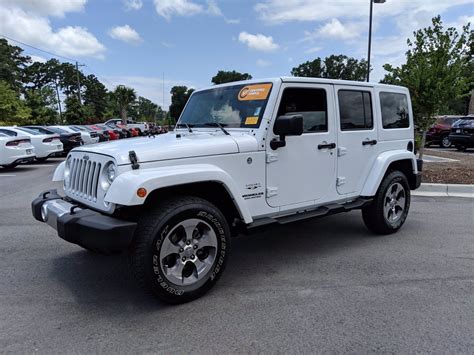 Certified Pre Owned 2017 Jeep Wrangler Unlimited Sahara 4d Sport Utility In Beaufort T505048