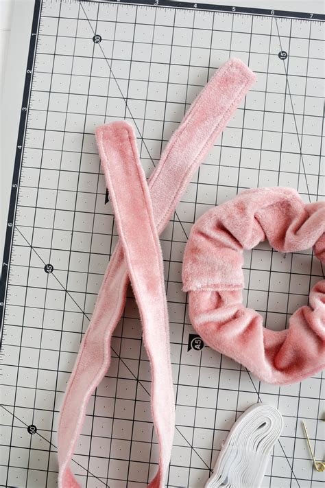 Make A DIY Bow Scrunchie Following These Easy Steps Rugged Traveller