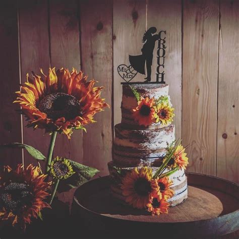 Sunflower Naked Wedding Cake Planes De Boda Boda