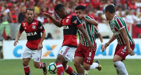 Flamengo E Fluminense Empatam Em 1 A 1 No Maracanã