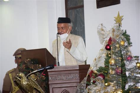 Mumbai Governor Koshyari Visits St Stephen S Church At Bandra