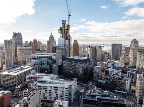 Detroit Skyscraper Becomes Citys Second Tallest Building