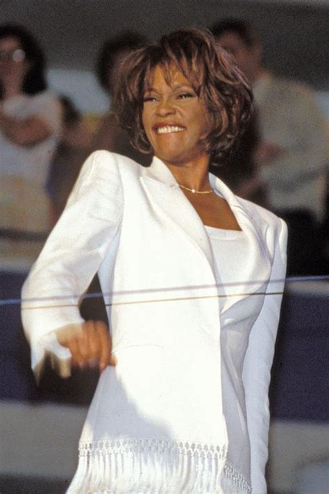 Top Secret Love Details Of Whitney Houston S Turbulent Lesbian Affair With Assistant Exposed In