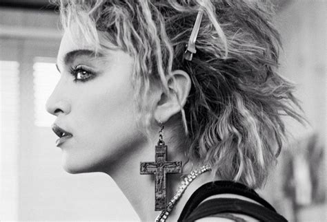 Earrings | Madonna Cross