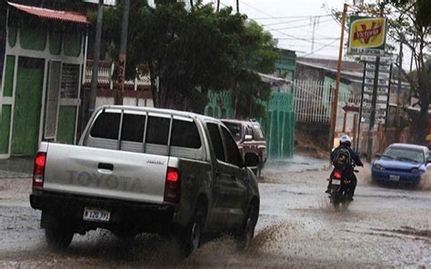 Onda Tropical 12 Generará Lluvias En El Pacífico