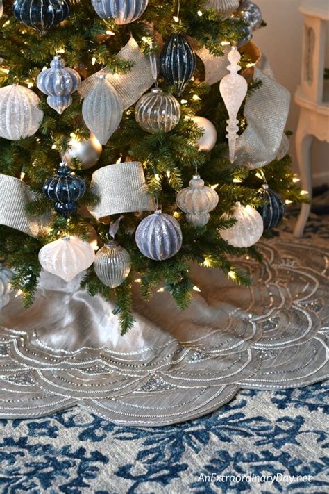 How To Decorate A Stunning Blue And Silver Christmas Tree An