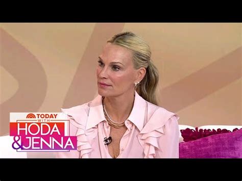 Molly Sims On Yse Beauty S Mission Motherhood New Puppy Youtube