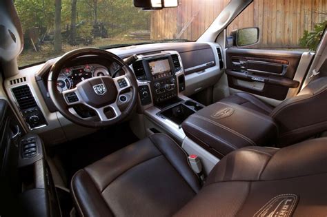 2016 Ram 3500 Interior Pictures