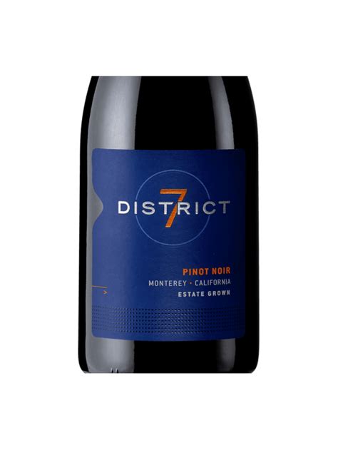 District 7 Pinot Noir Czerwone Wytrawne 0 75l