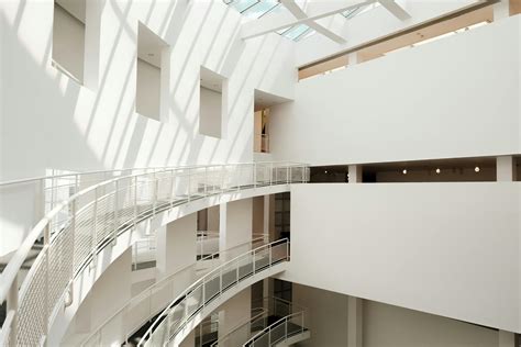 Classic Atrium in Building · Free Stock Photo