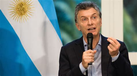 Ex presidente da Argentina se reúne bilionário do Bitcoin Livecoins