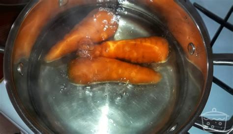 How to Boil Carrots: Step-by-Step Instructions - How-to-Boil.com