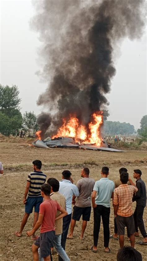 Iafs Mig 29 Jet Crashes Near Agra Pilot Ejects Safely Court Of