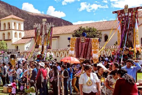 Fiesta De Las Cruces En Estas Regiones Se Celebra Con Fervor Y