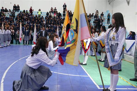 en este  es el juramento  la bandera en ecuador ecuador