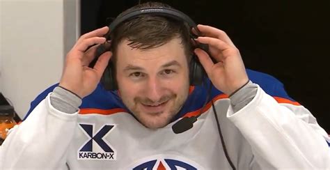 Oilers' Hyman talks "Paw Patrol" in hilarious postgame interview | Offside