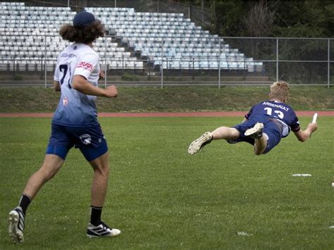 Ultimate Frisbee Team Montreal Royal Set To Kick Off Their Season