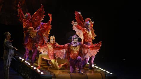 Las imágenes del estreno en Sevilla de Luzia del Circo del Sol