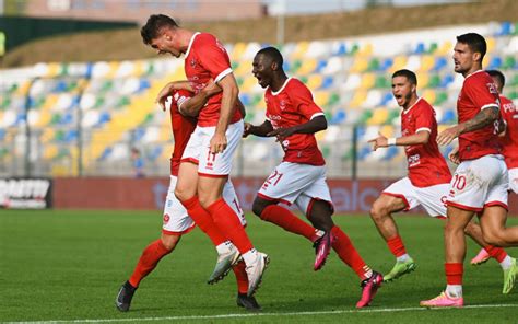 Triestina Vicenza Diretta Live Testuale Formazioni E Tabellino