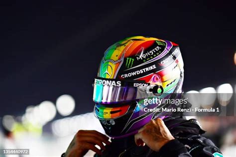 Lewis Hamilton Helmet Photos and Premium High Res Pictures - Getty Images