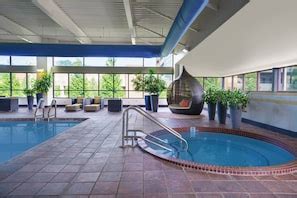 Renaissance Asheville Downtown Hotel Reviews, Deals & Photos 2023 - Expedia