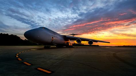 U.S. Air Force C-5 Galaxy Photograph by Gen Vagula - Pixels