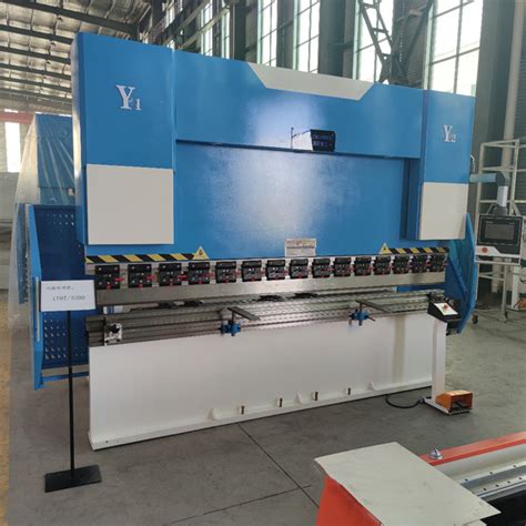 High Quality Wc67K 100t 3200 CNC Sheet Metal Hydraulic Bending Machine