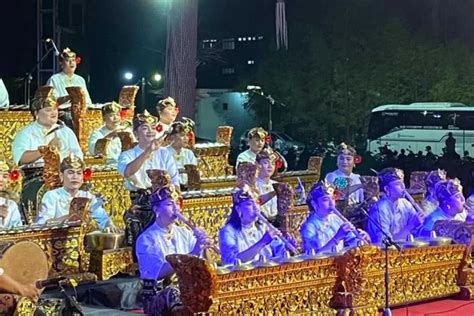 Gkd Duta Kuta Dan Kuta Selatan Tampil Di Festival Seni Budaya Hut