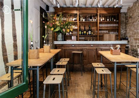 The Best Wine Bars in Paris: Cute & Cozy Parisian Bars | Observer