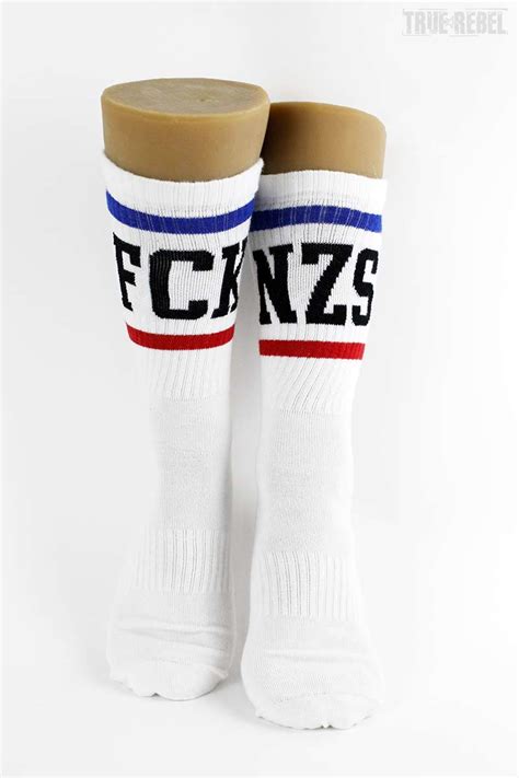 FCK NZS Stripes White FCK NZS - Socken von TRUE REBEL- Elternhaus