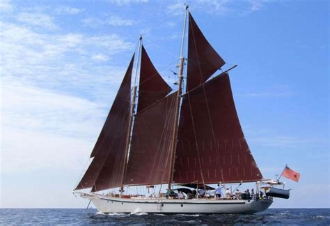 Schooner Buying Guide 2025 | YATCO