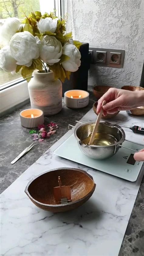 Свеча в кокосе | Ароматические свечи, Свеча, Самодельные свечи
