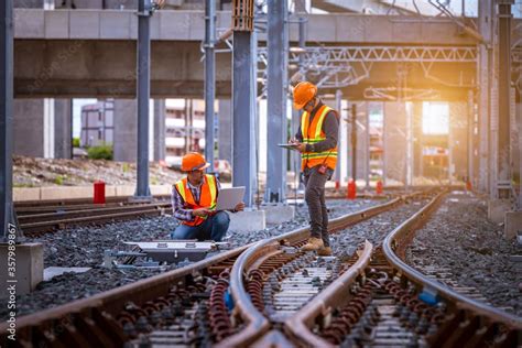 Ingénieure Ingénieur ferroviaire métier salaire formation Hellowork