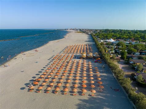 Spiaggia Camping Comacchio Porto Garibaldi Holiday Park Spiaggia E Mare