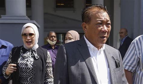 Rasuah Bung Moktar Zizie Diperintah Bela Diri