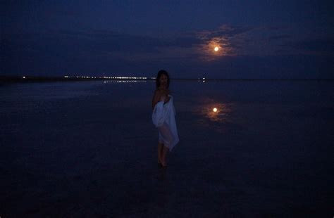 In The Moonshine 39 Nude Pics XHamster