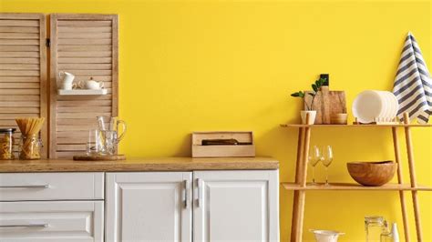 Why Yellow Isn't A Great Choice For Your Kitchen