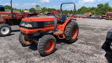 Sold Kubota L3710 Tractors Less Than 40 Hp Tractor Zoom